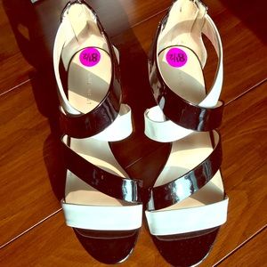 Nine West Black&White Wedge Sandal